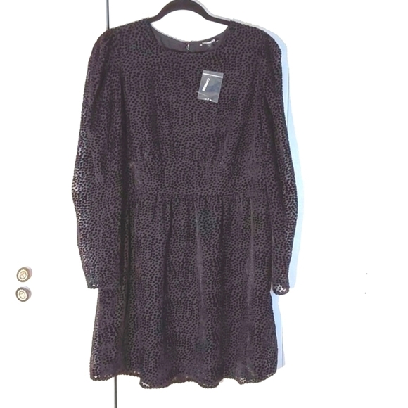 Express- Black Swiss Dot texture Semi Sheer Dress Mod edgy Whimsical Sz.L - Picture 1 of 13